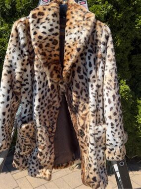 Guess Leopard Faux Fur Jacket